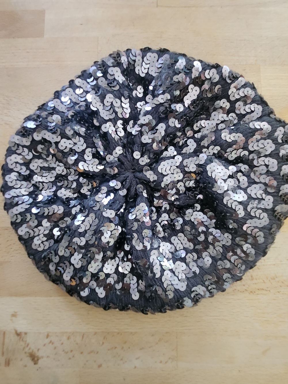 Sequin Beret Hat - Silver Black